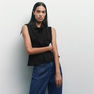 NWT Zara knotted front top